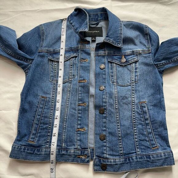 Banana Republic Womens XS Denim Shacket Jacket Button Front Classic Casual - Picture 8 of 11